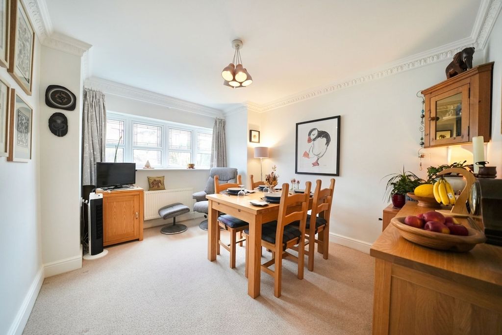 Additional image 9 of 2 bed flat for saleSutherland Court Gardens, Cromer NR27