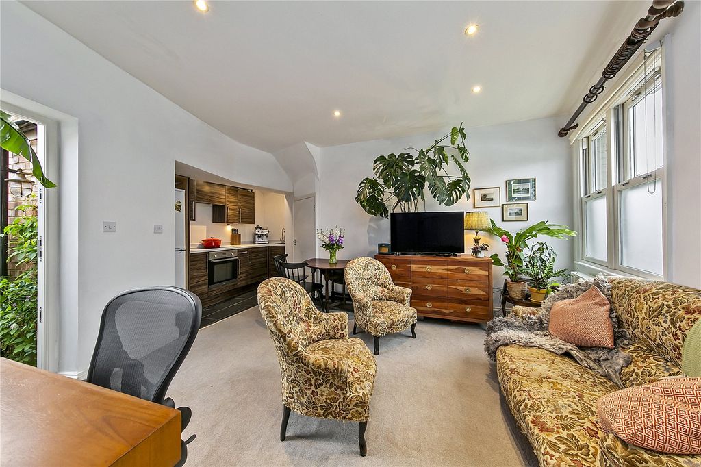 Property photo 2 of 10 Picture No. 05