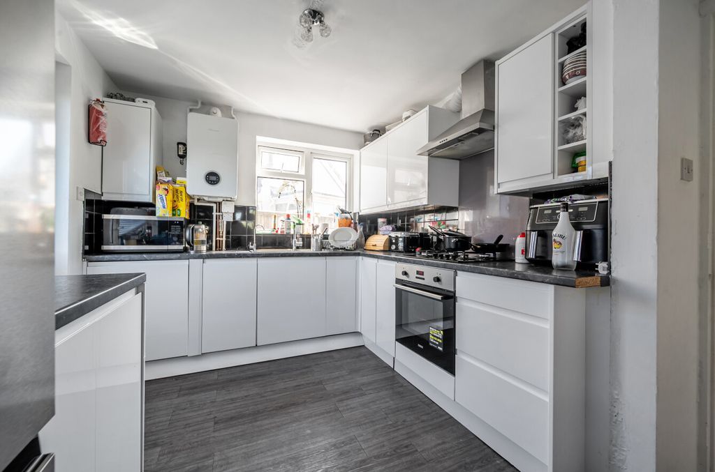 Property photo 3 of 15 1492784-9-6A55F91...
