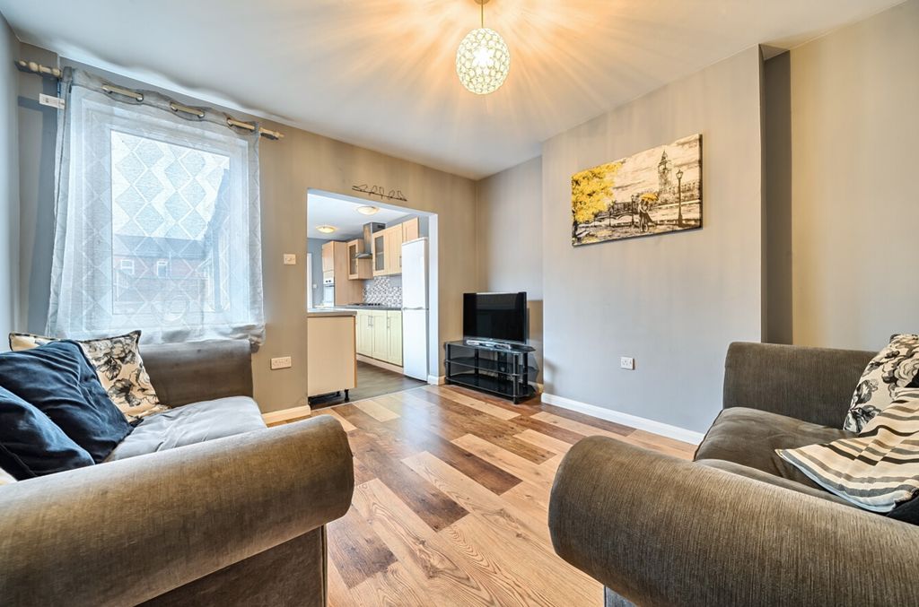 Property photo 2 of 24 1374042-14-6904c3245055A