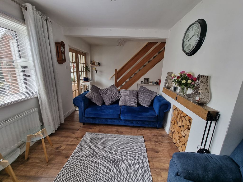 Property photo 2 of 24