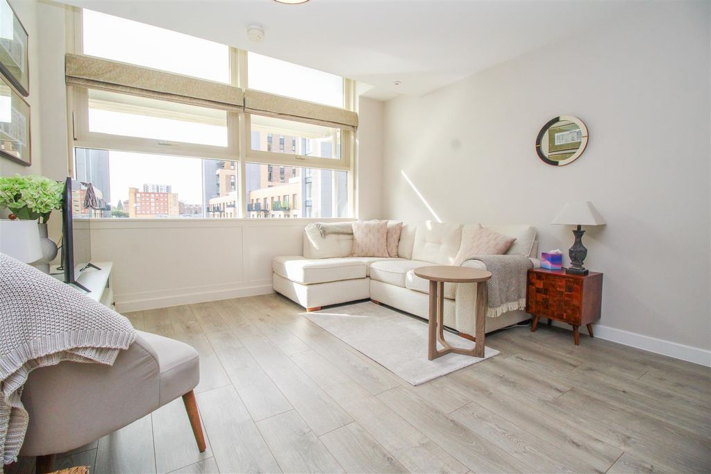 Property photo 3 of 9 Img_2368.Jpg