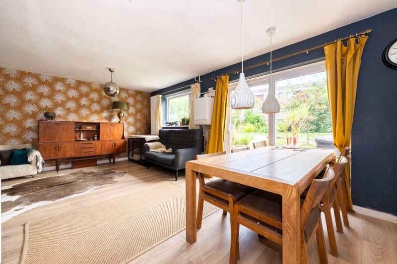 Property photo 3 of 19 Photo 11