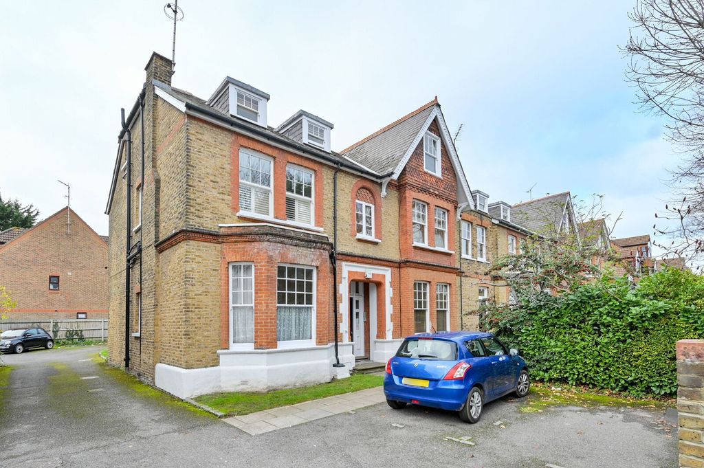 Property photo 1 of 6