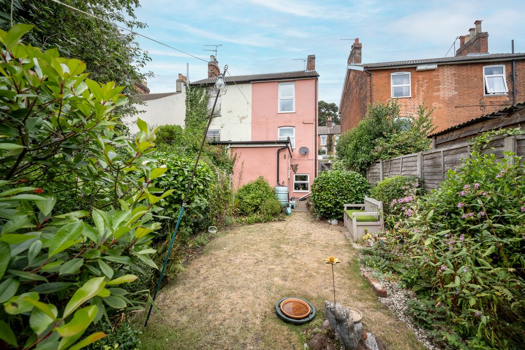 Property photo 1 of 15 Rear Garden