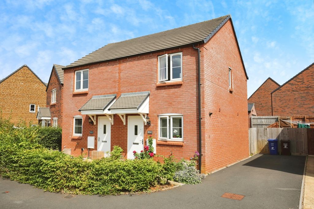 Property photo 2 of 13 Photo