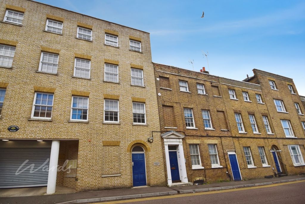 Property photo 1 of 7 Union Front