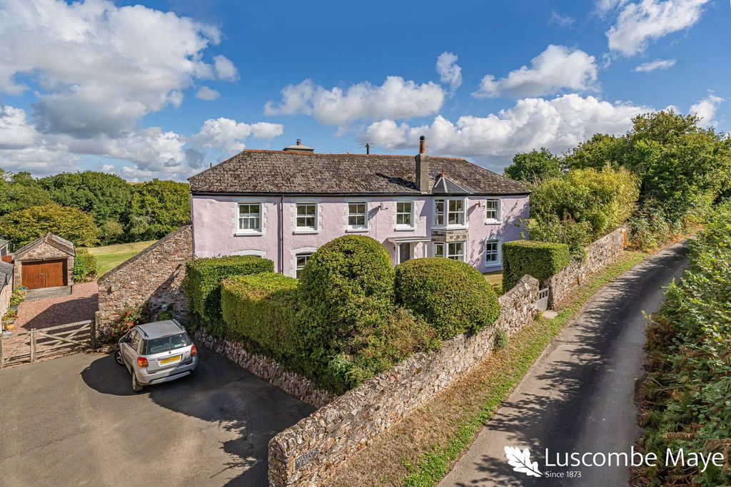 Property photo 1 of 30