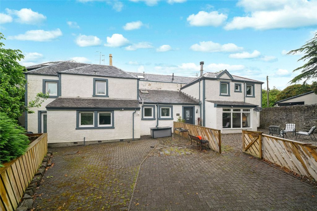 Property photo 1 of 18 Picture No. 01
