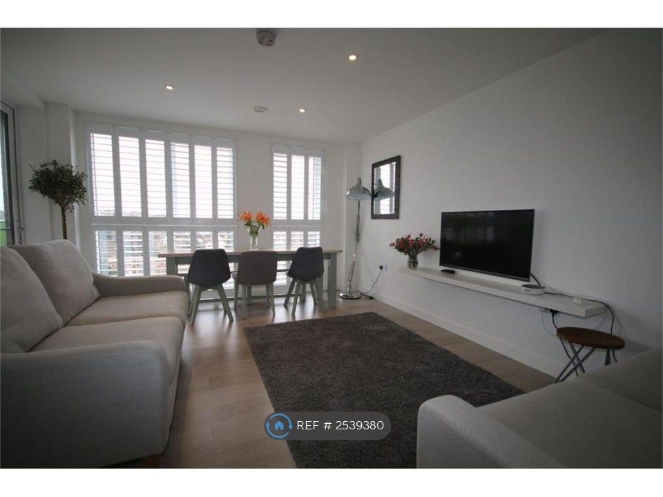 Property photo 1 of 10 Wooden Shutters Throughout