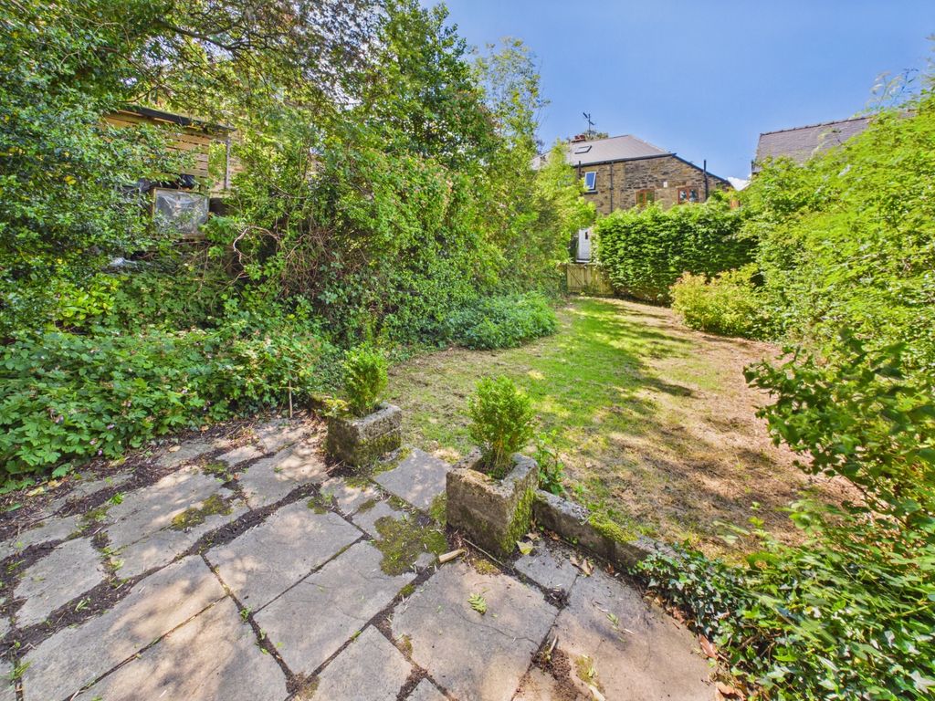 Property photo 3 of 18 Cam04789G0-Pr0085-Still017