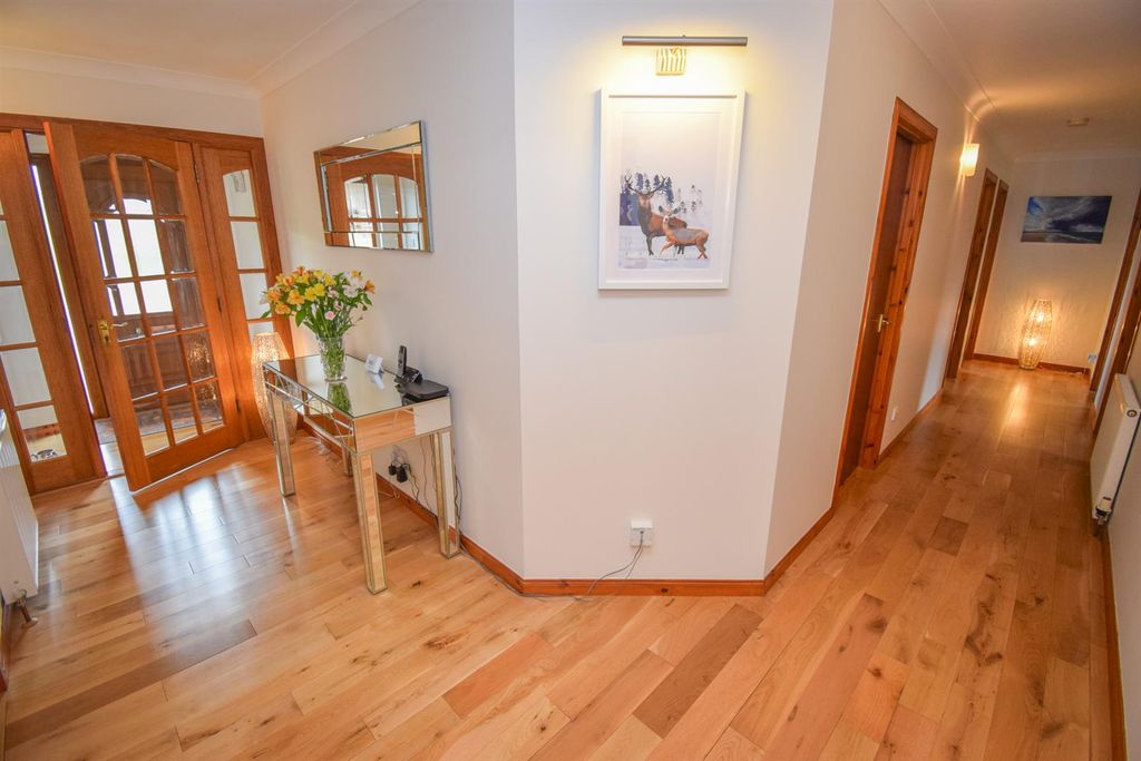 Property photo 2 of 31 Dsc_1345-2.Jpg