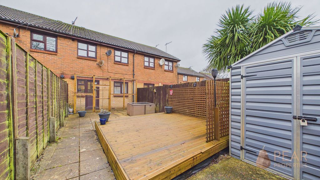 Property photo 2 of 11