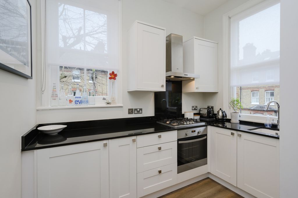 Property photo 2 of 11 Picture No. 04