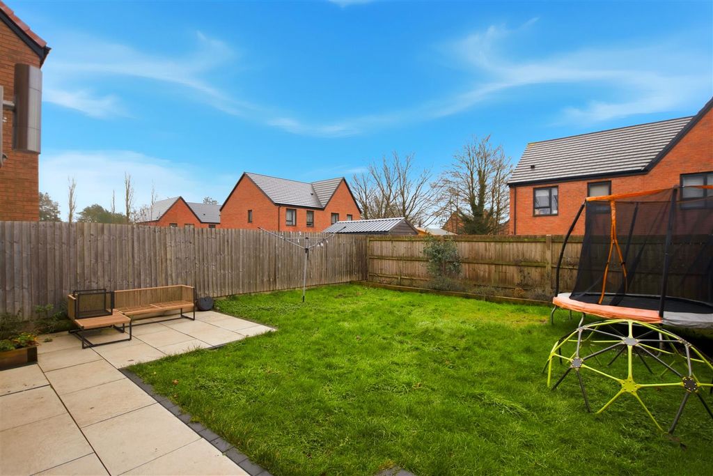 Property photo 3 of 15 Rear Garden