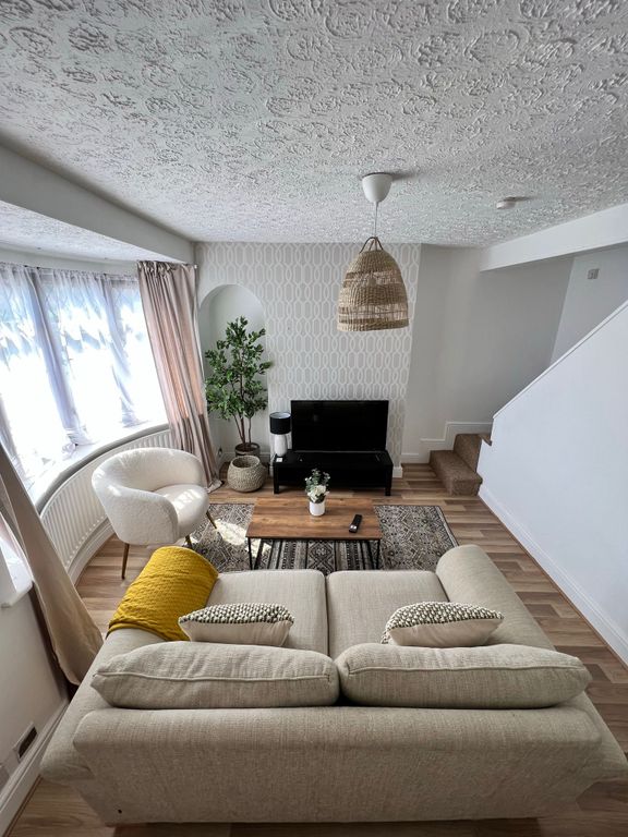 Property photo 1 of 6 F54435E0-89Da-439F-Ae3c-Ae51Da0340d1
