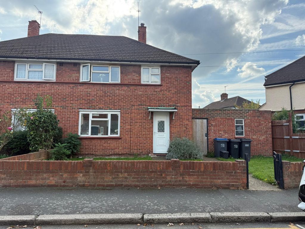 Property photo 1 of 9