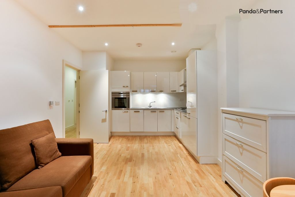 Property photo 2 of 13 Photo