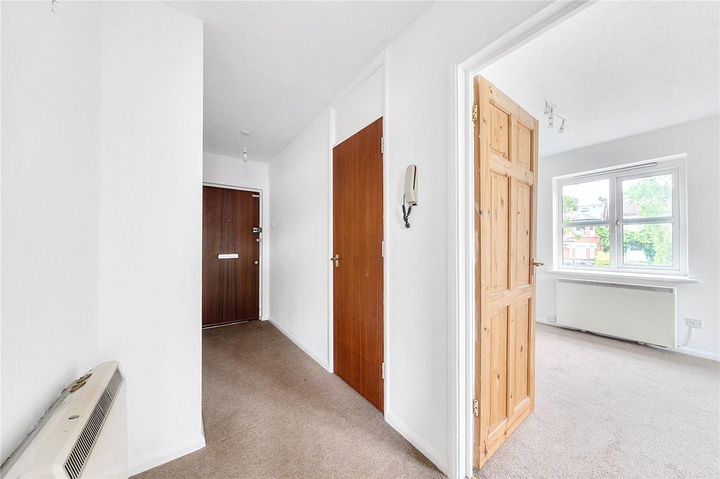Property photo 3 of 16 Picture No. 07