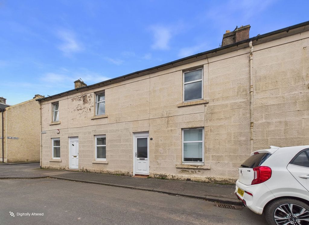 Property photo 1 of 13 Front