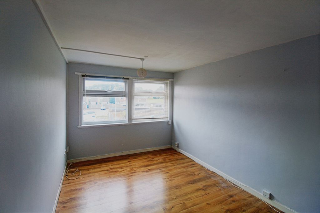 Property photo 2 of 5 Gallery