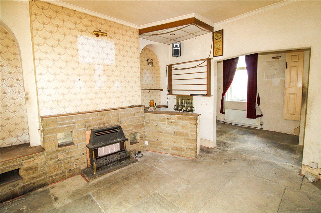 Property photo 2 of 11 Sitting Room