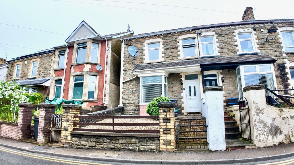 Property photo 1 of 29