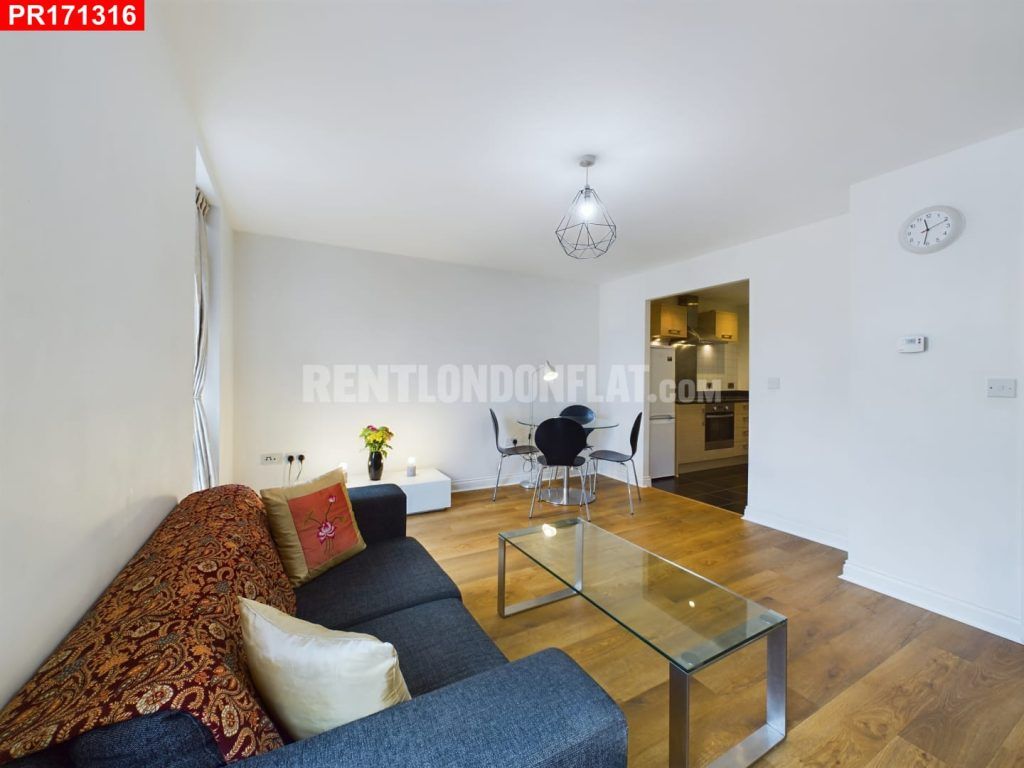 Property photo 2 of 9