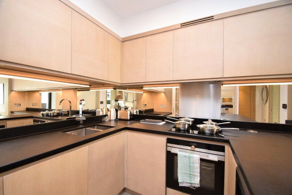 Property photo 3 of 12 Propertyimages
