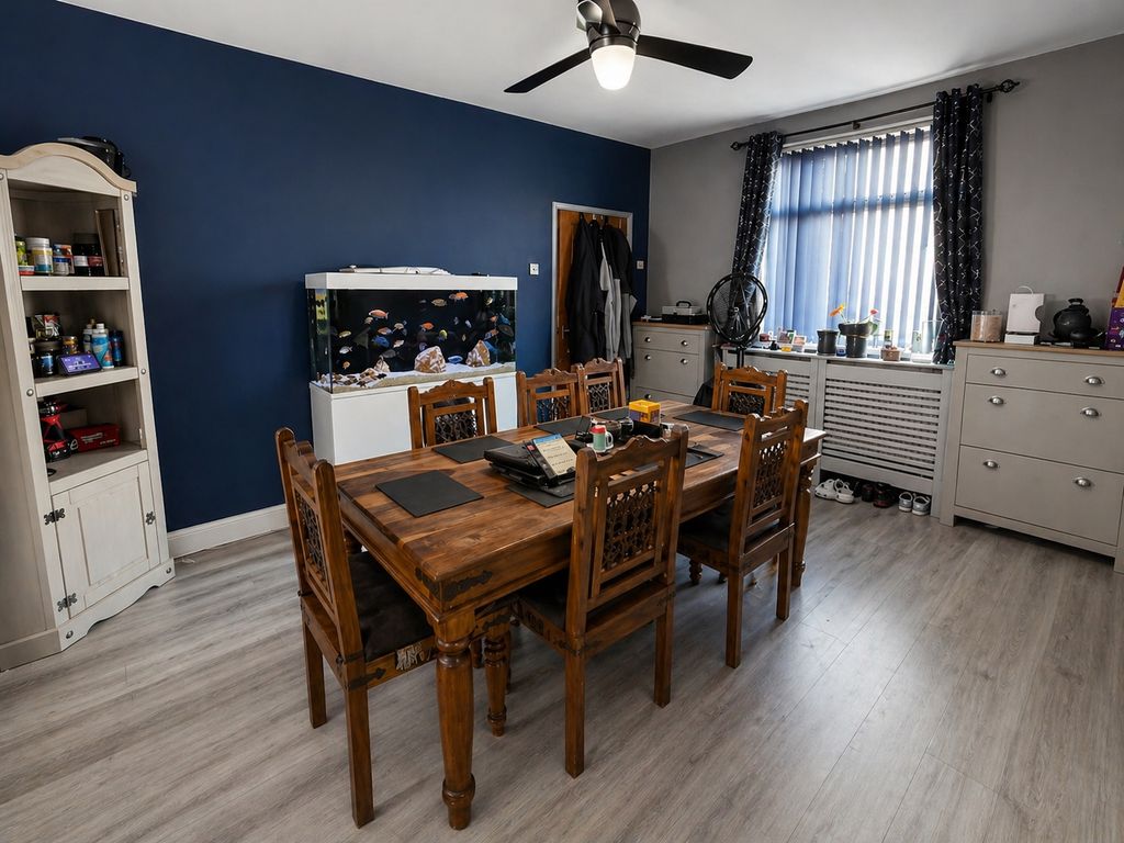 Property photo 2 of 7 Dining Room