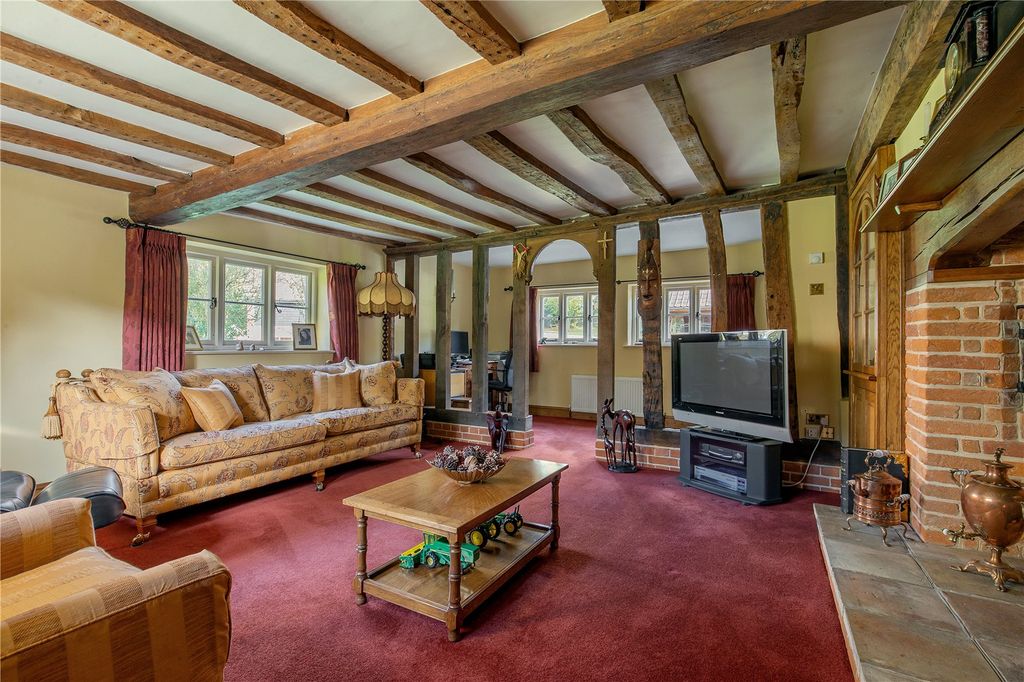 Property photo 2 of 17 Sitting Room