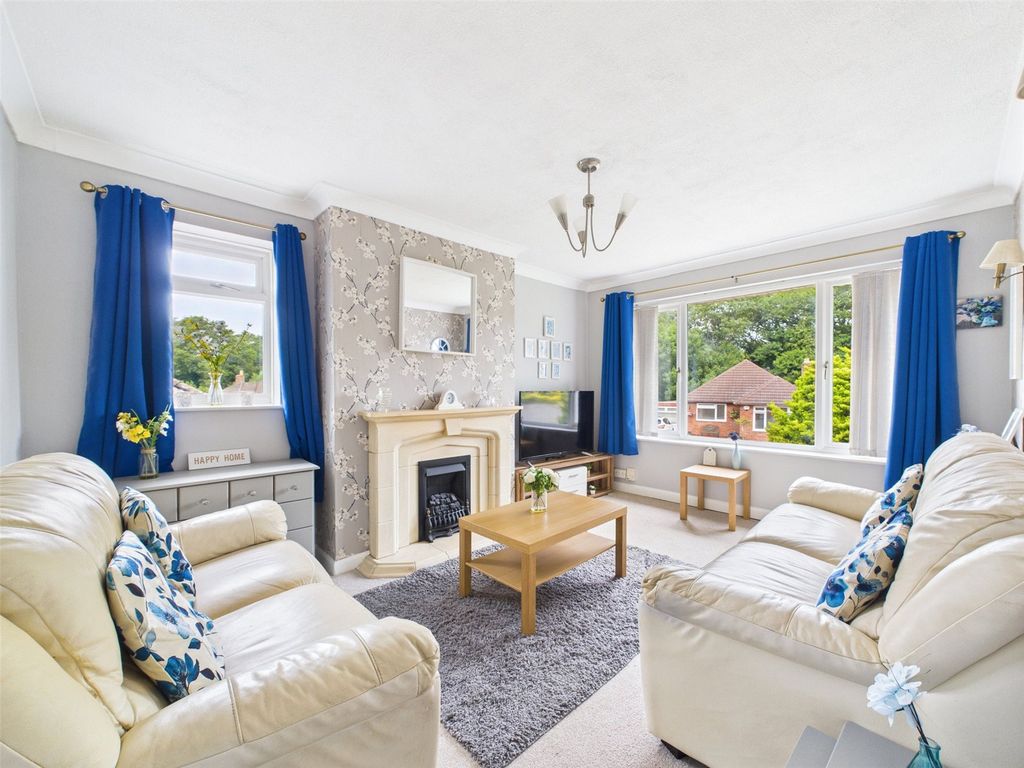 Property photo 2 of 17 Picture No. 08