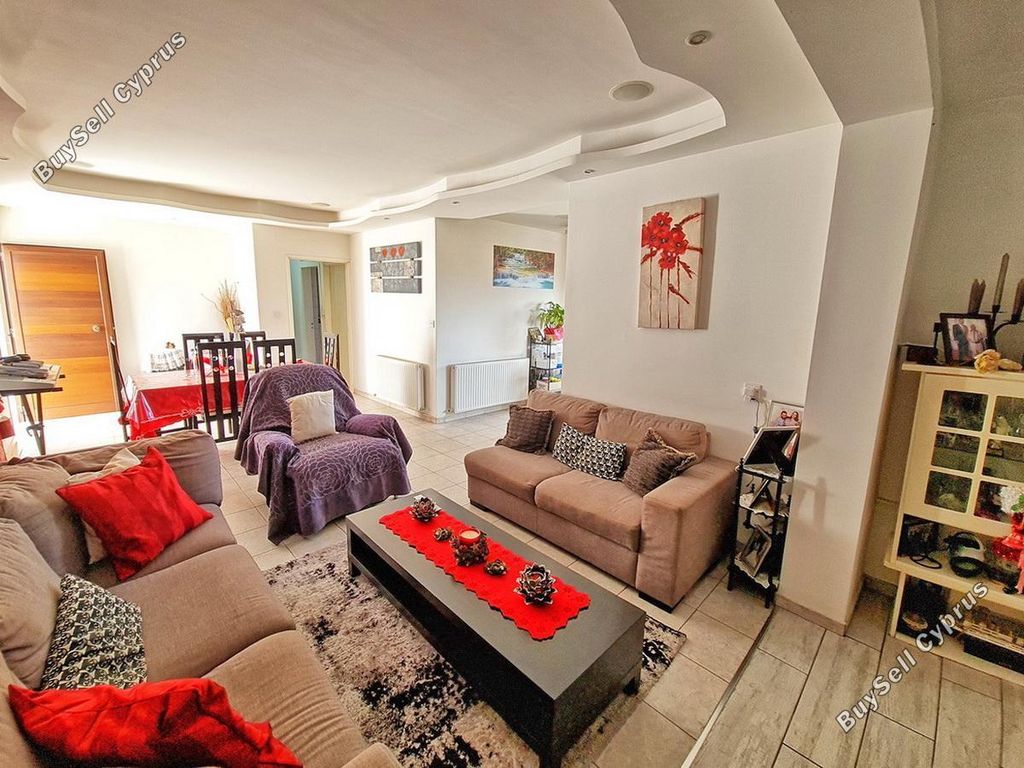 Property photo 1 of 26