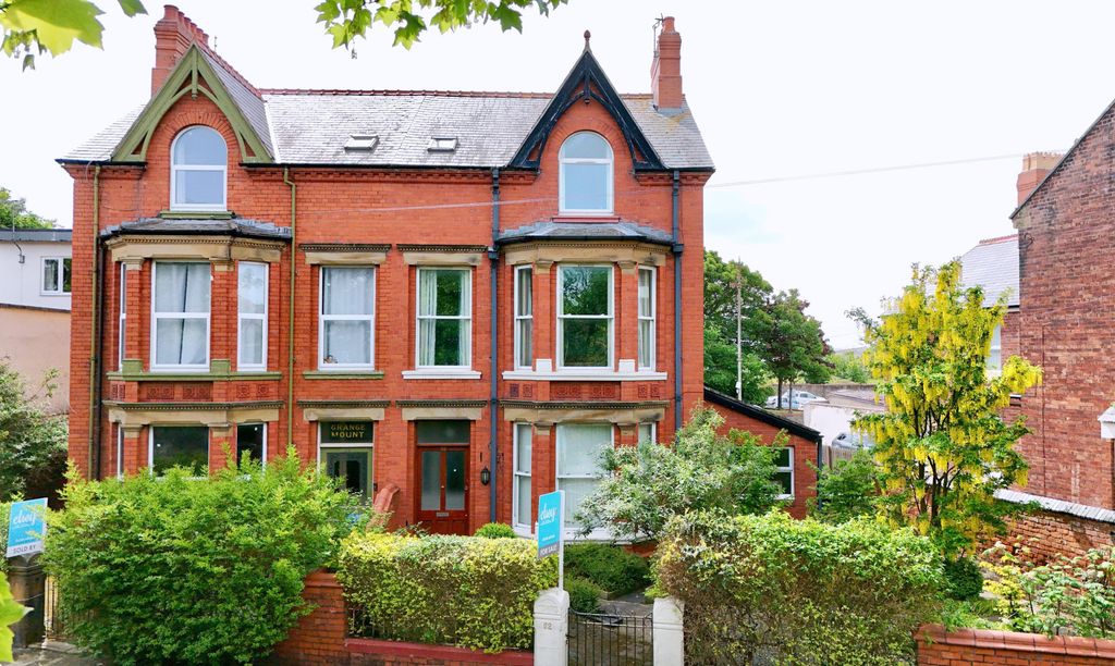 Property photo 1 of 28