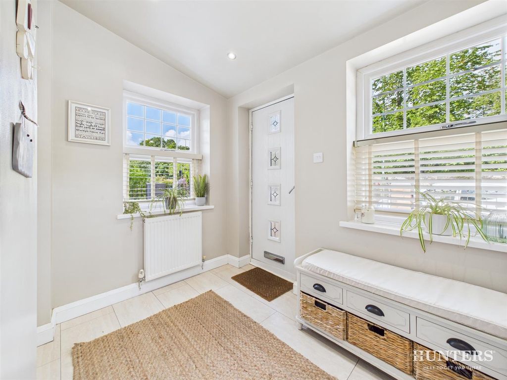 Property photo 2 of 36 Cam03792G0-Pr0293-Still002.Jpg