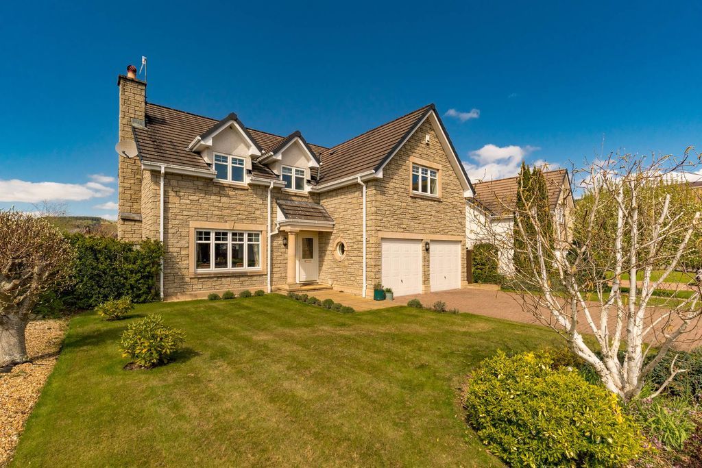 Property photo 1 of 38 Photo 22