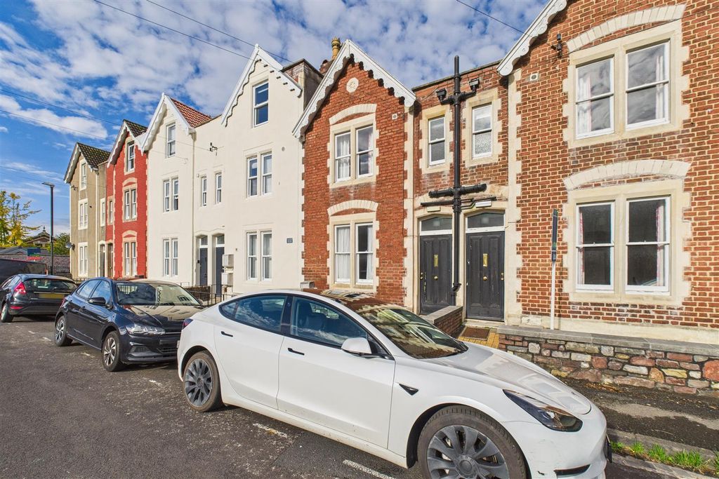 Property photo 1 of 32 12 Osborne Villas, Kingsdown, Bristol Bs2 8Bp | Fr