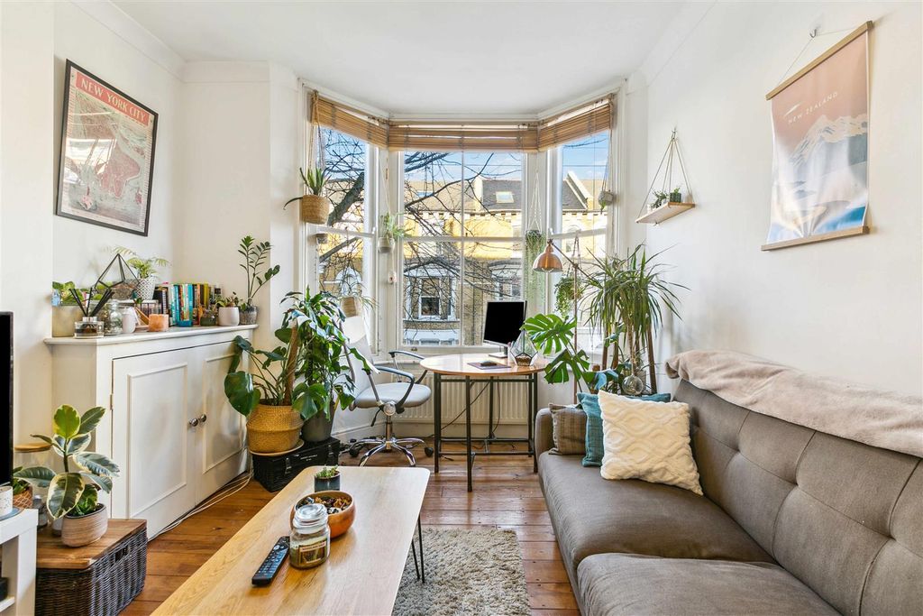 Property photo 2 of 8 9.Jpg