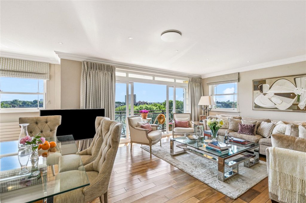 Property photo 1 of 17 Reception Room