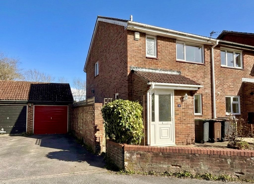 Property photo 1 of 9