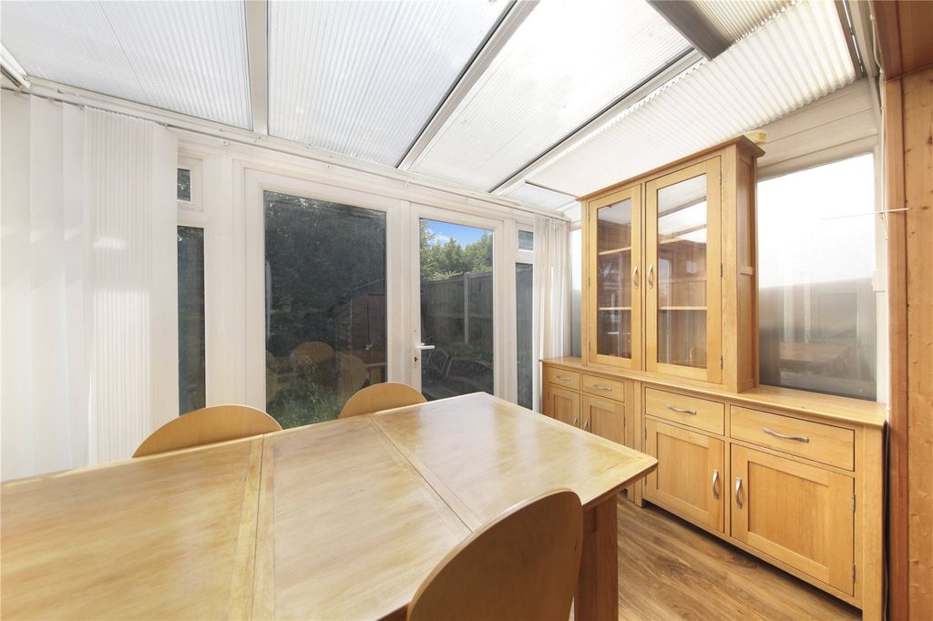 Property photo 3 of 11 Picture No. 05
