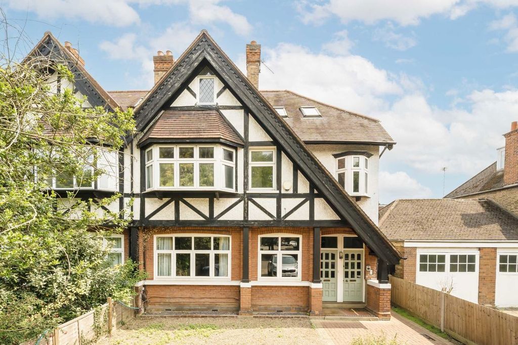 Property photo 1 of 6