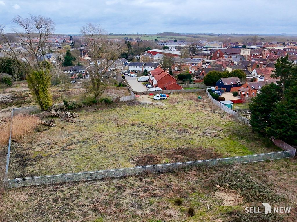 Property photo 3 of 16 Site