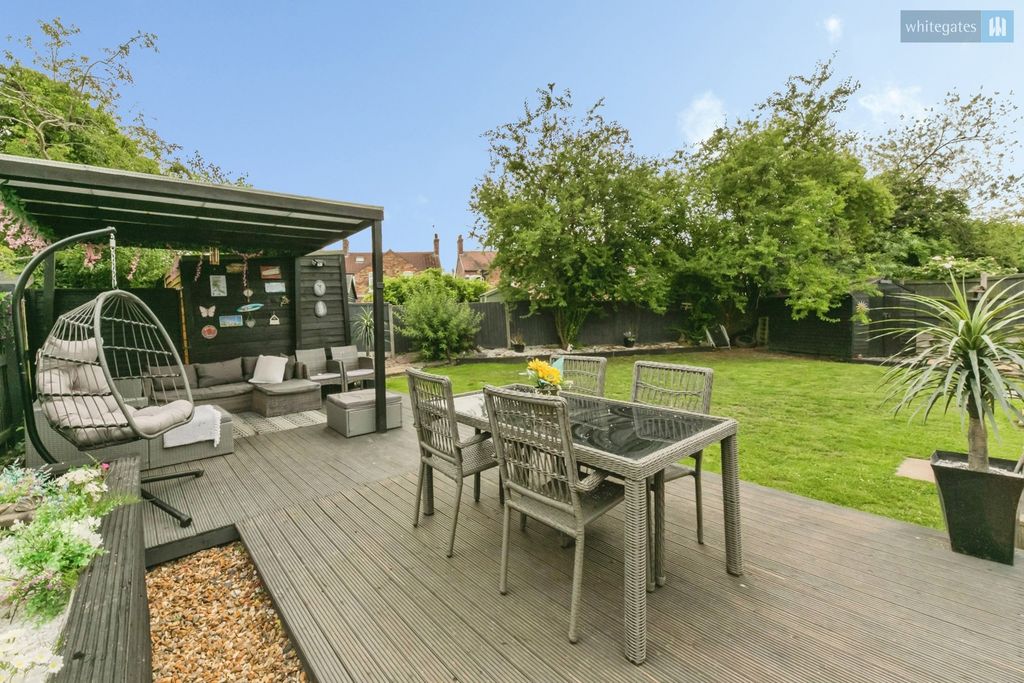 Property photo 3 of 22 Pbox-Img.Jpg