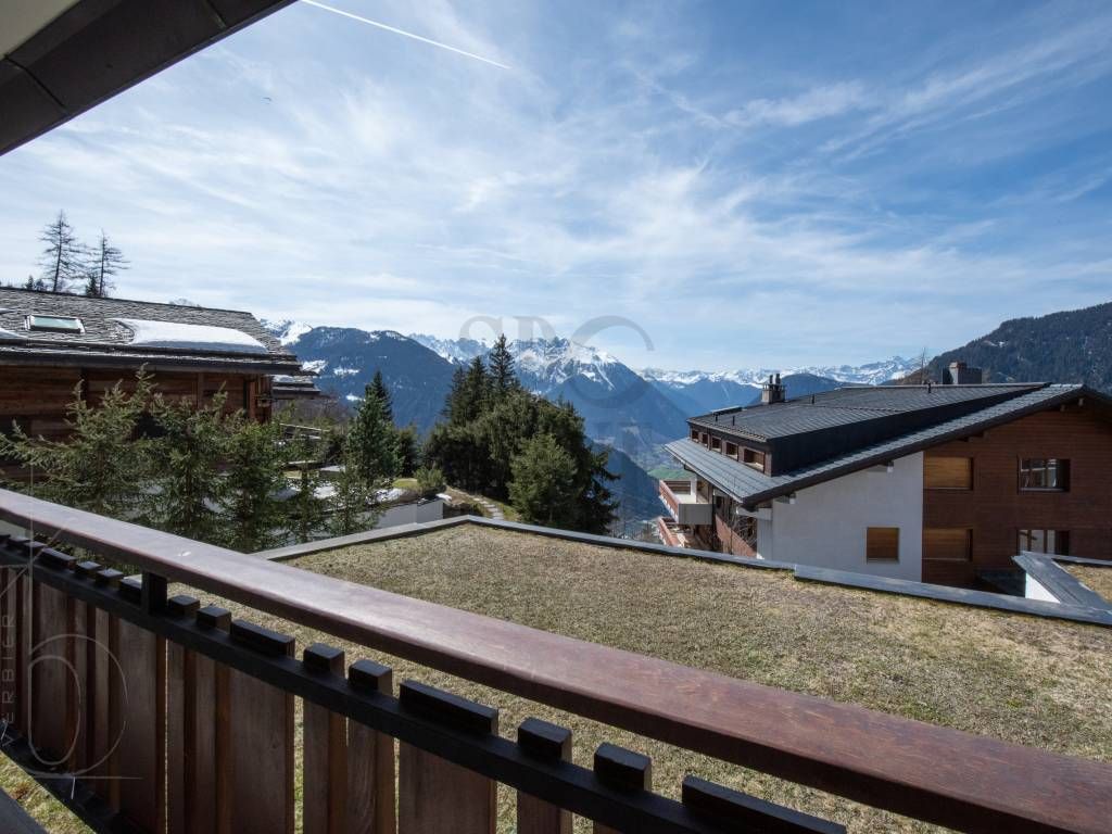 Property photo 3 of 8