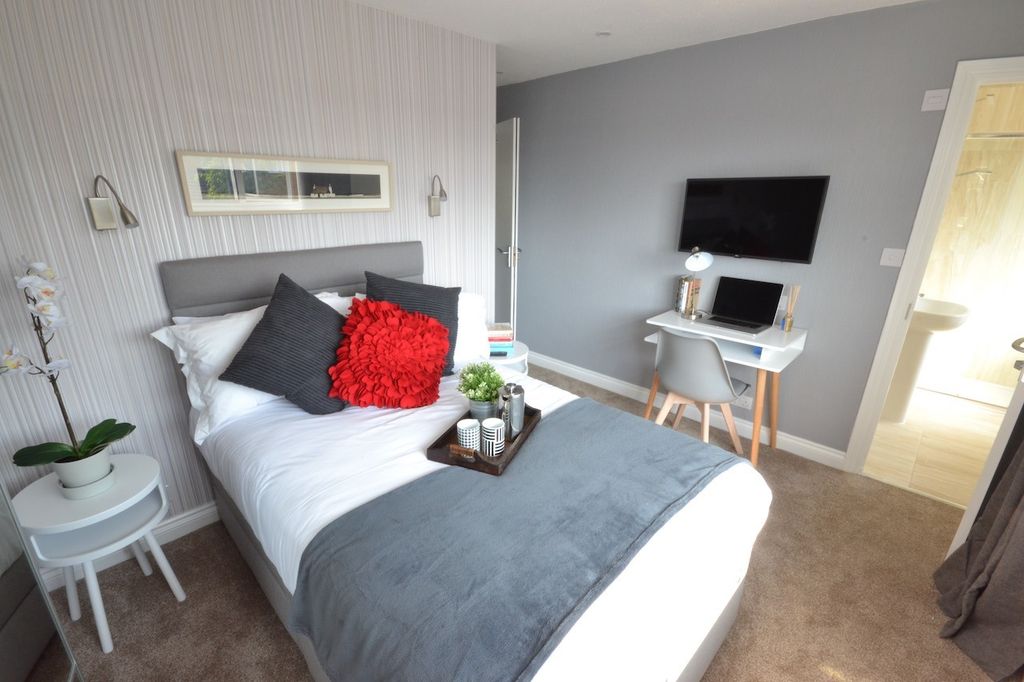 Property photo 1 of 13 3380560