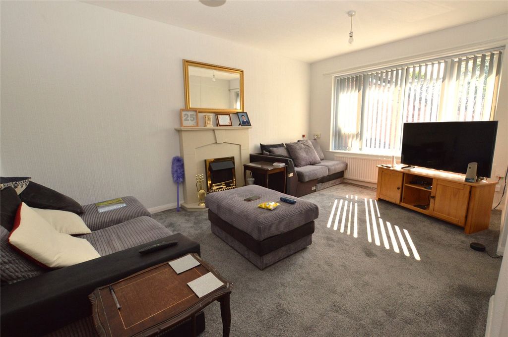 Property photo 2 of 8 Picture No. 04