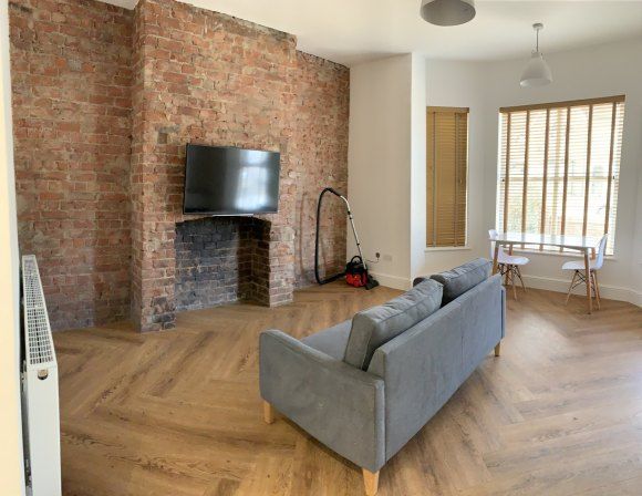 Property photo 1 of 5 7704074.Jpg