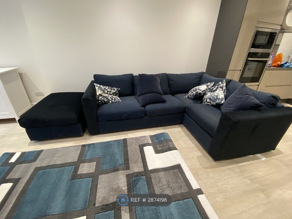 Property photo 3 of 8