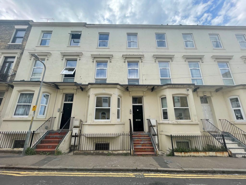 Property photo 1 of 7
